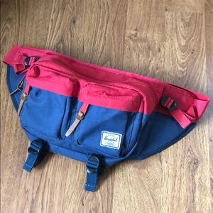 Herschel waist bag